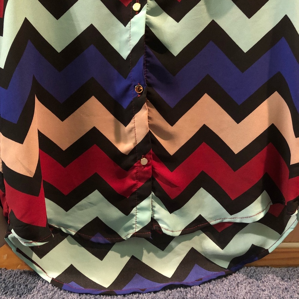 Button up top - Picture 2 of 8